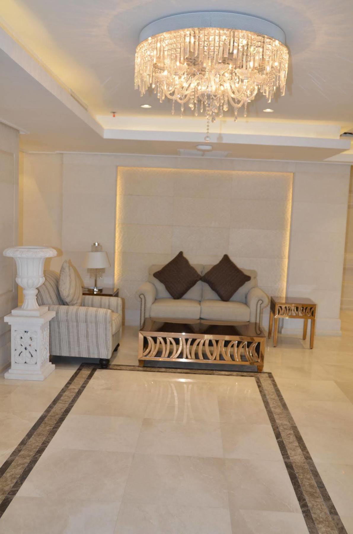 Adams Hotel Kuwait City Exterior foto
